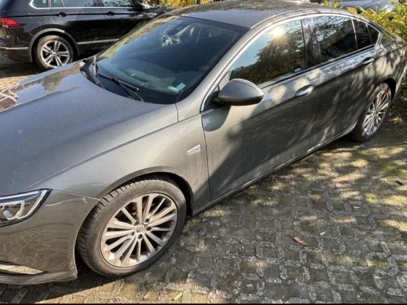 Opel Insignia Grand Sport, снимка 3 - Автомобили и джипове - 53206334