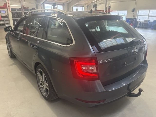 Skoda Octavia 1.5 TSI | 150hp | DSG7 | LED , снимка 5 - Автомобили и джипове - 56217105