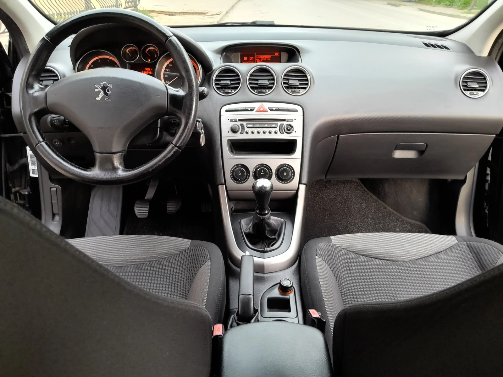 Peugeot 308 1.6i БЕНЗИН/ГАЗ | Mobile.bg — изображение 14