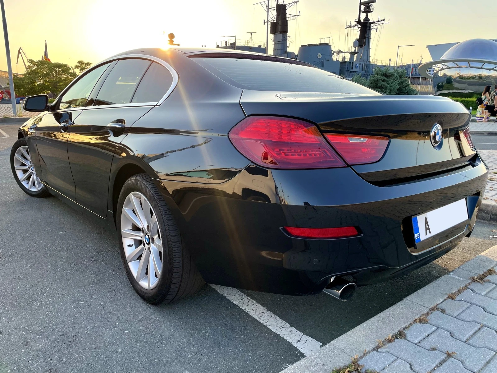 BMW 640 Grand Coupe/PANORAMA/Adaptive/РЕГИСТРИРАН/Keyless - изображение 2