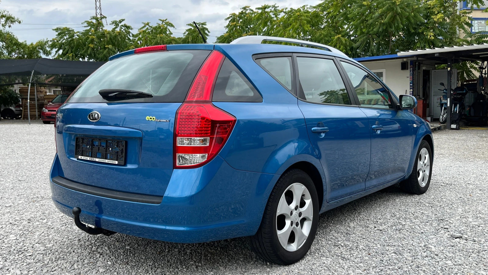 Kia Ceed SW 1, 6 COOL 90 - изображение 3