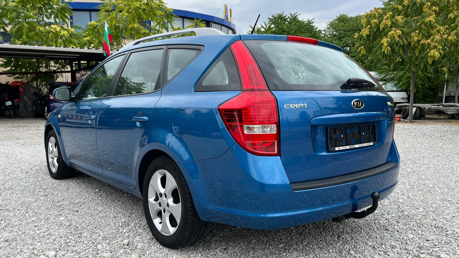 Kia Ceed SW 1, 6 COOL 90 - изображение 4