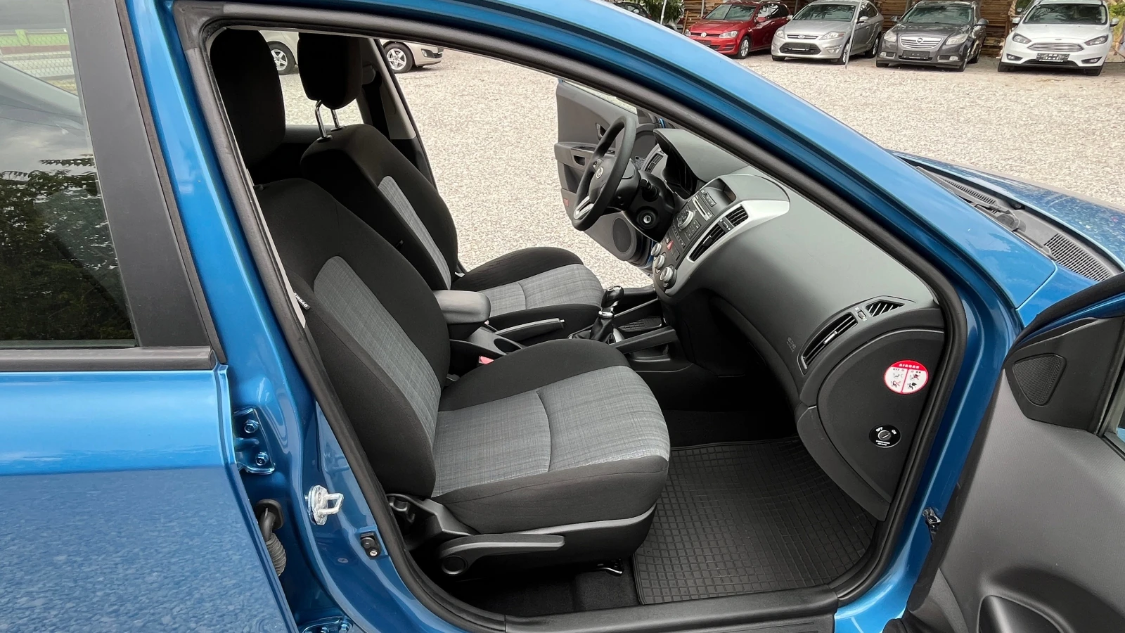 Kia Ceed SW 1, 6 COOL 90 - изображение 10