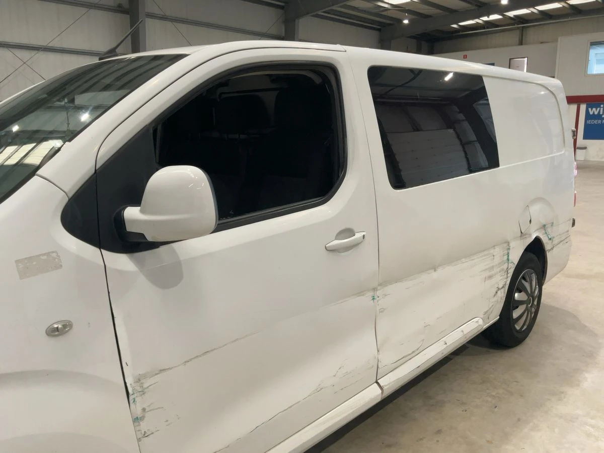 Peugeot Expert 2.0 Blue-HDi Premium Pack Long - изображение 9