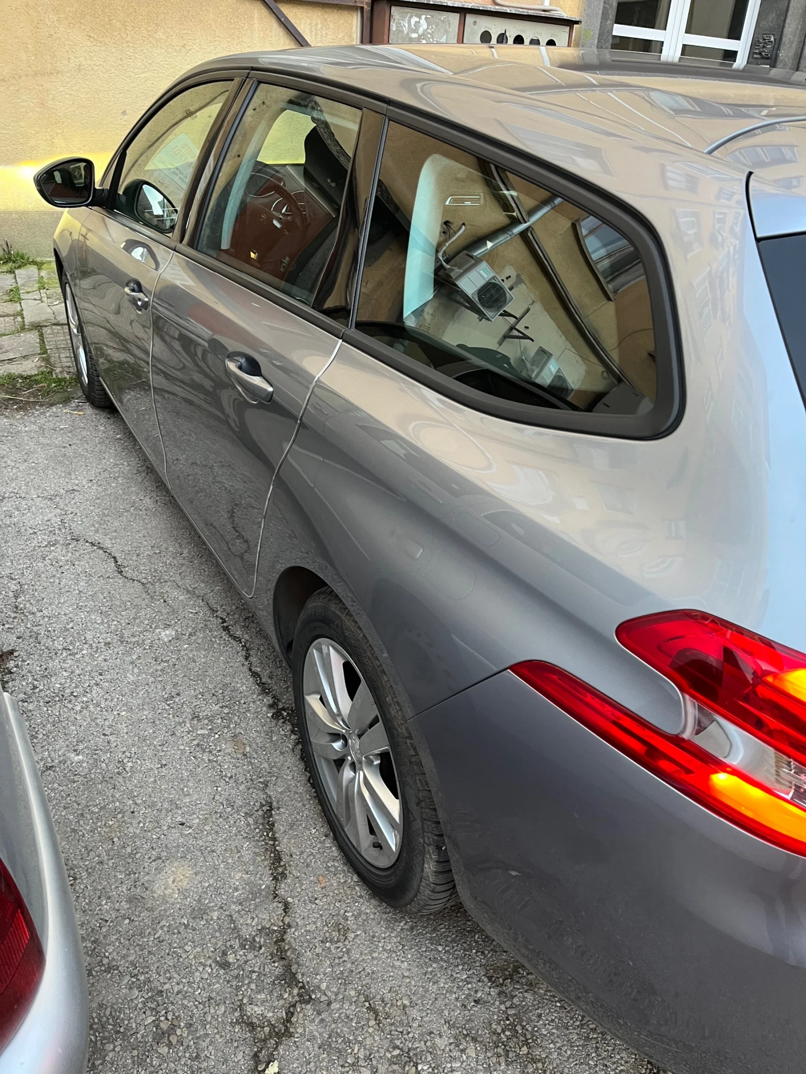 Peugeot 308 1.5 HDI - изображение 6