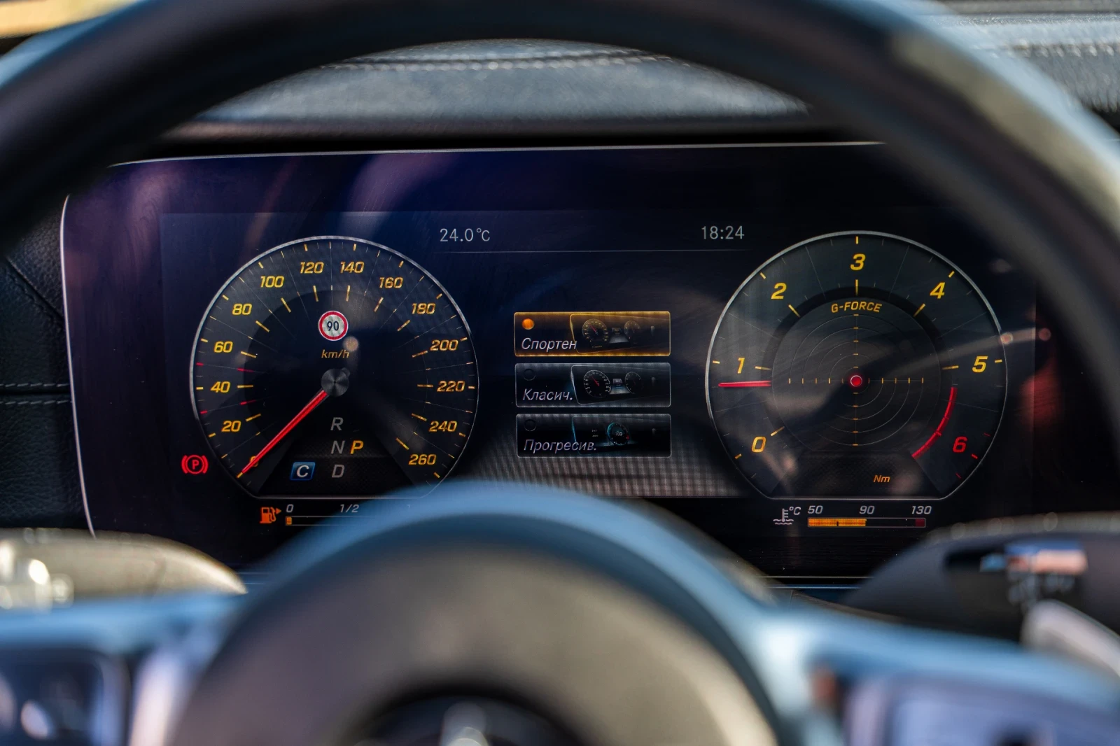 Mercedes-Benz 220  - изображение 10