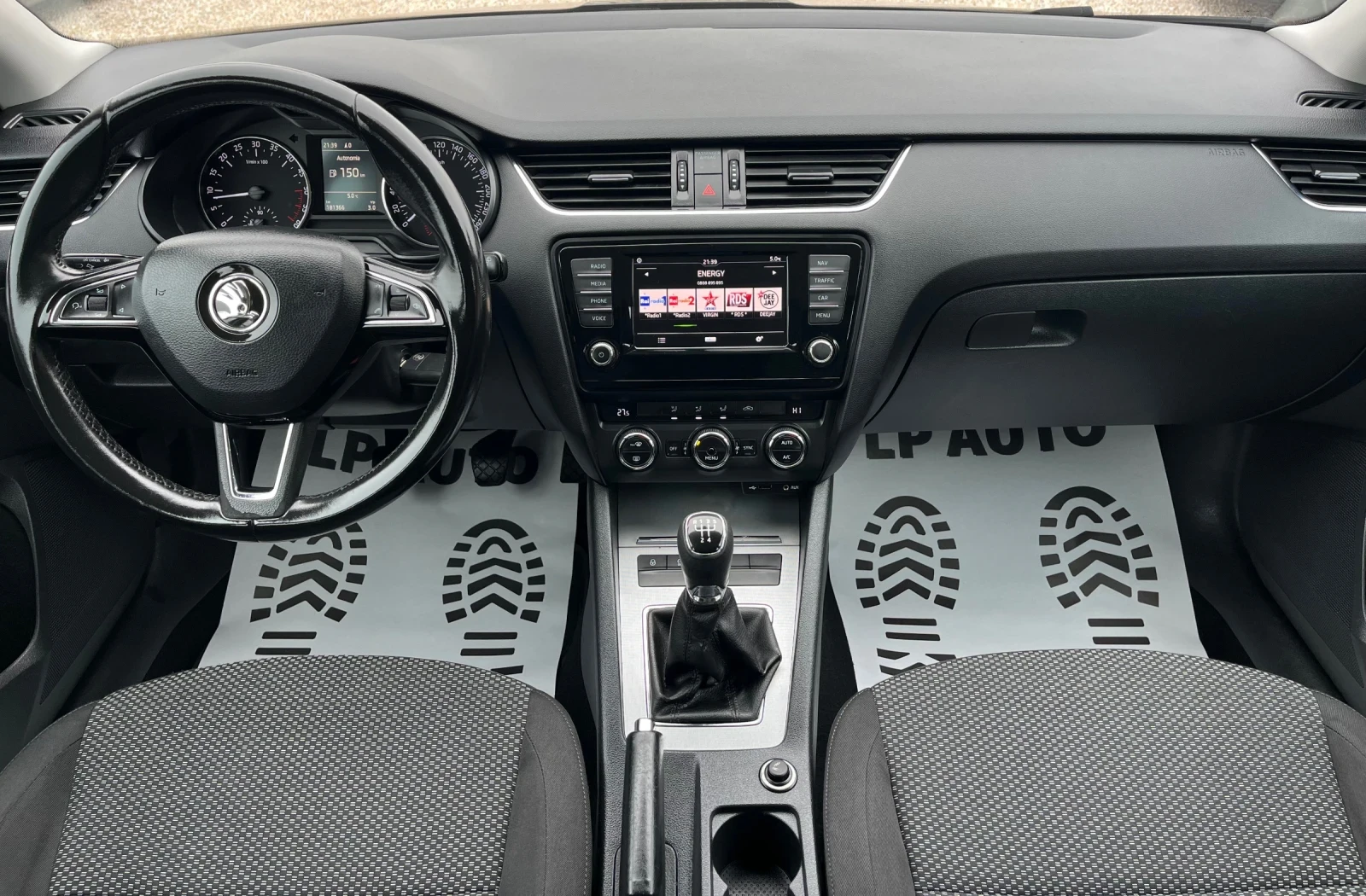 Skoda Octavia 1.6tdi* 110k.c* NAVI* ITALY - изображение 8