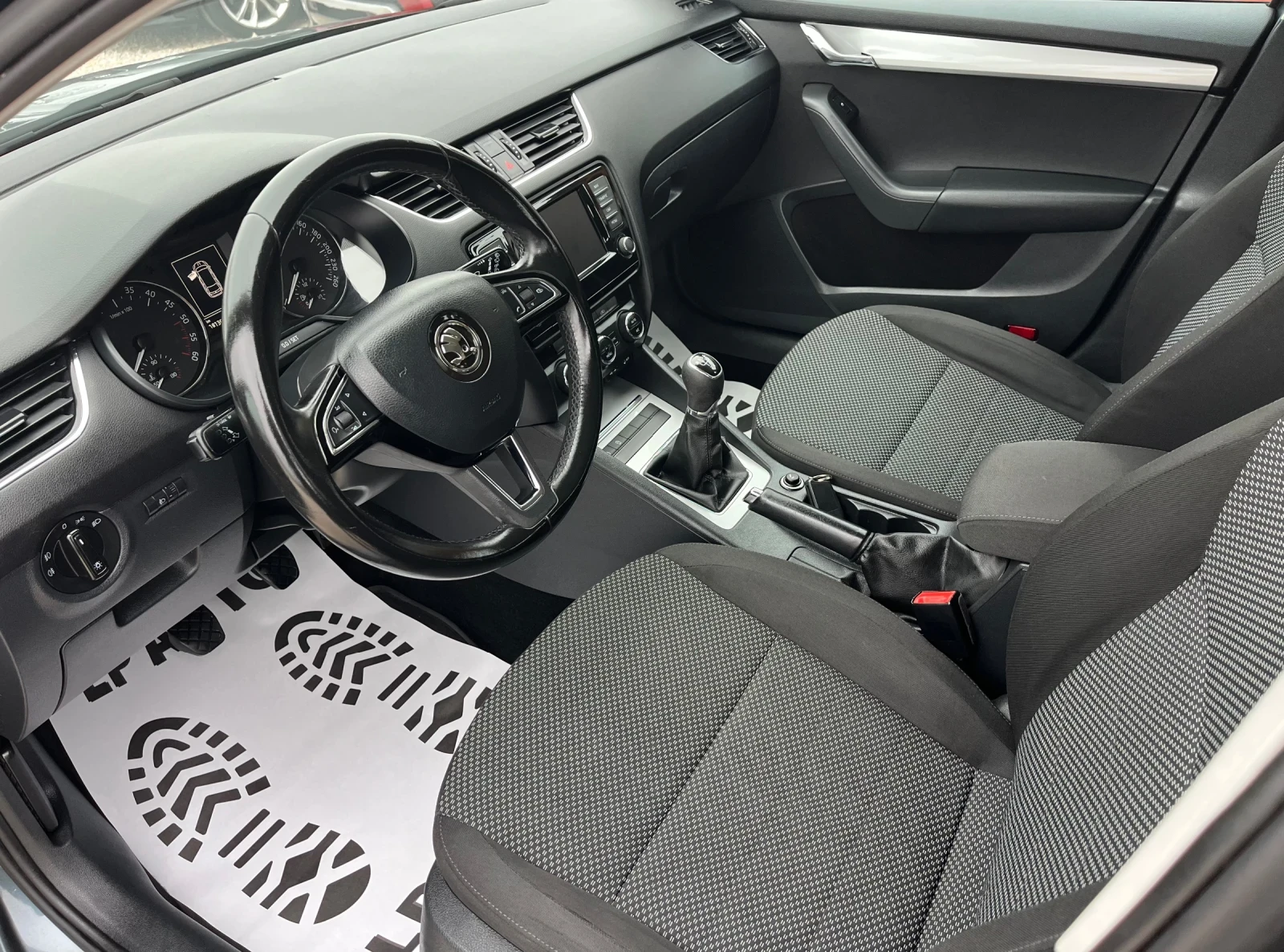 Skoda Octavia 1.6tdi* 110k.c* NAVI* ITALY - изображение 7