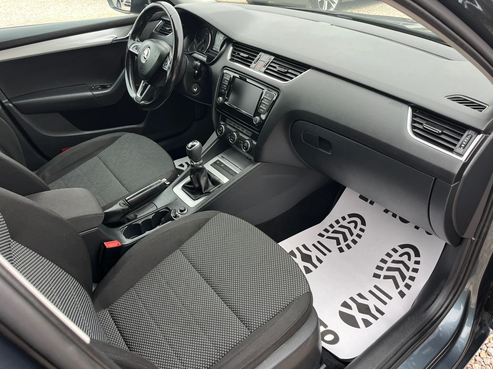 Skoda Octavia 1.6tdi* 110k.c* NAVI* ITALY - изображение 9