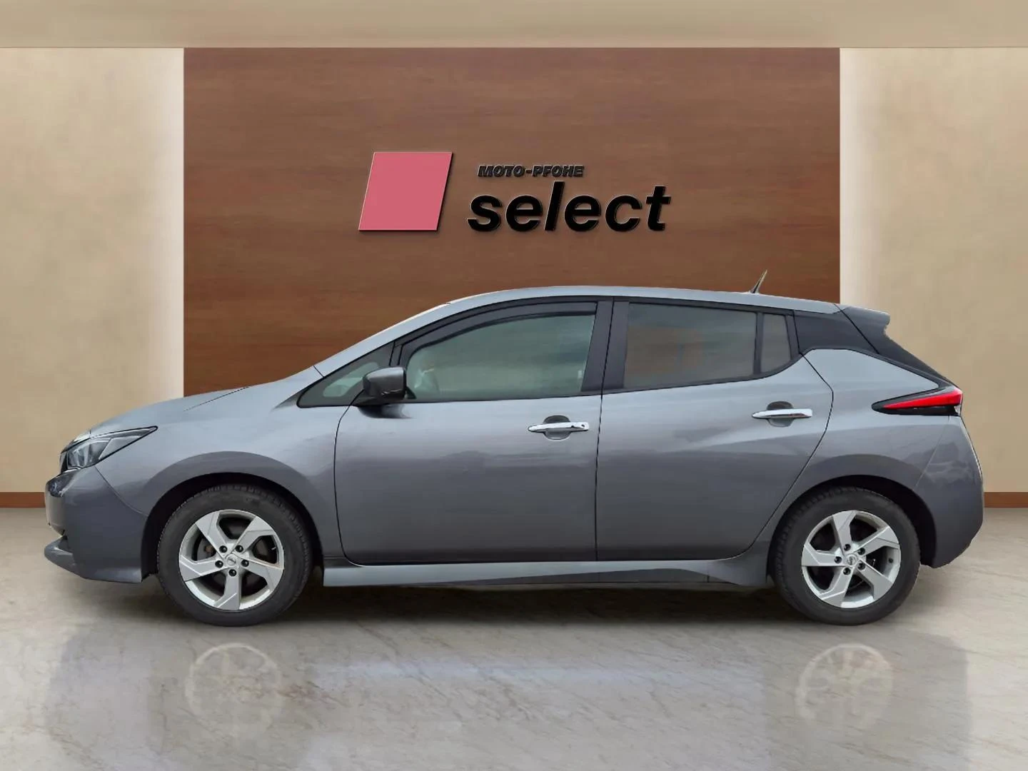 Nissan Leaf  40 KWh - изображение 7