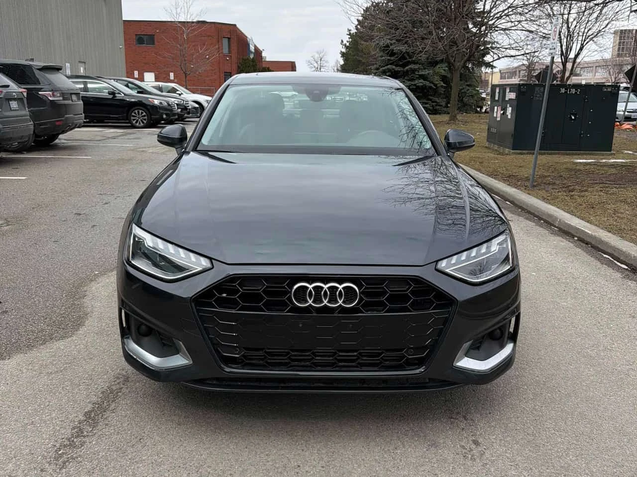 Audi A4 Komfort/ДИСТРОНИК/ПОДГРЕВИ/ШИБИДАХ, снимка 2 - Автомобили и джипове - 54045835