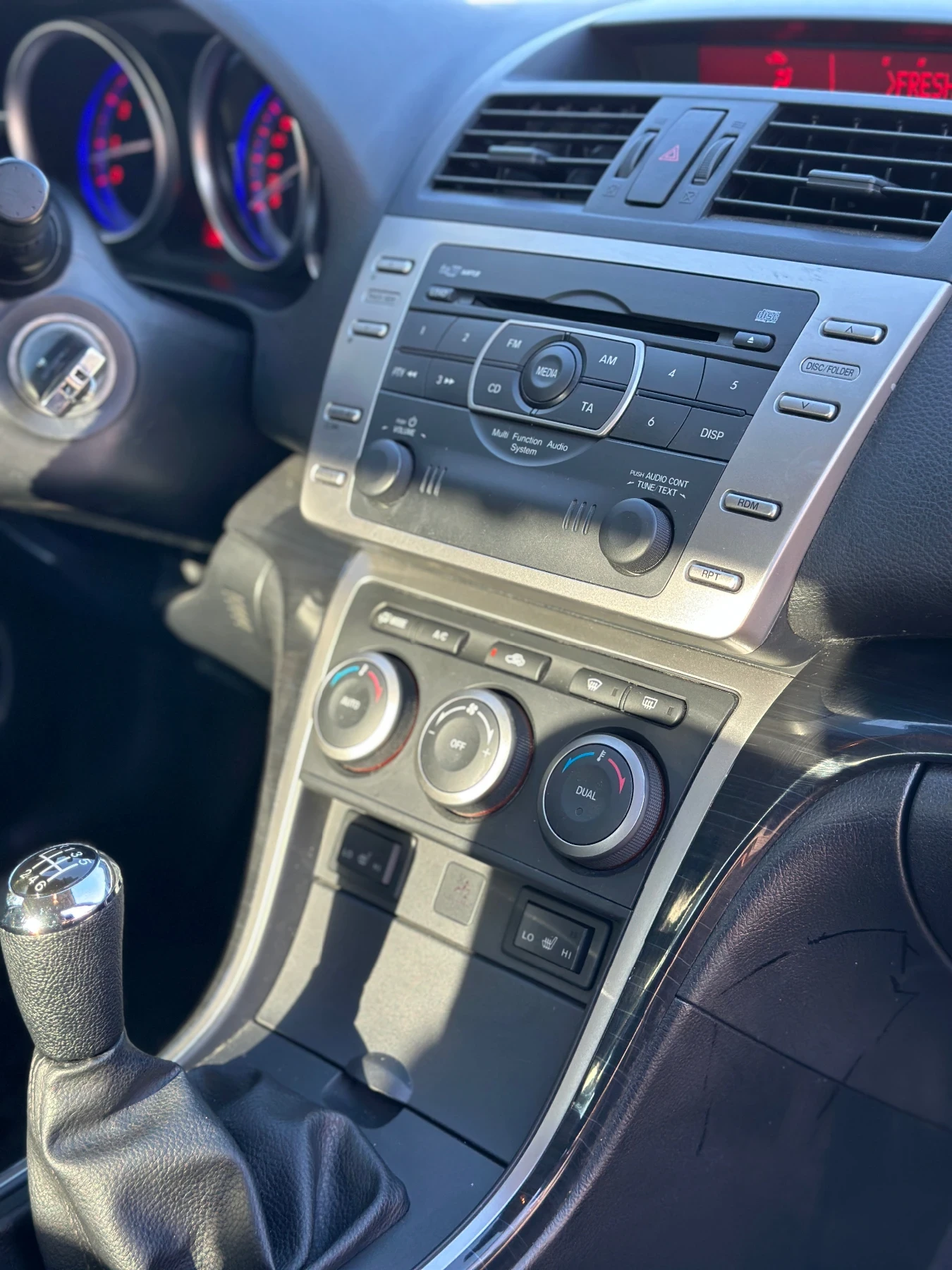 Mazda 6 2.5 Sport, снимка 8 - Автомобили и джипове - 55793385