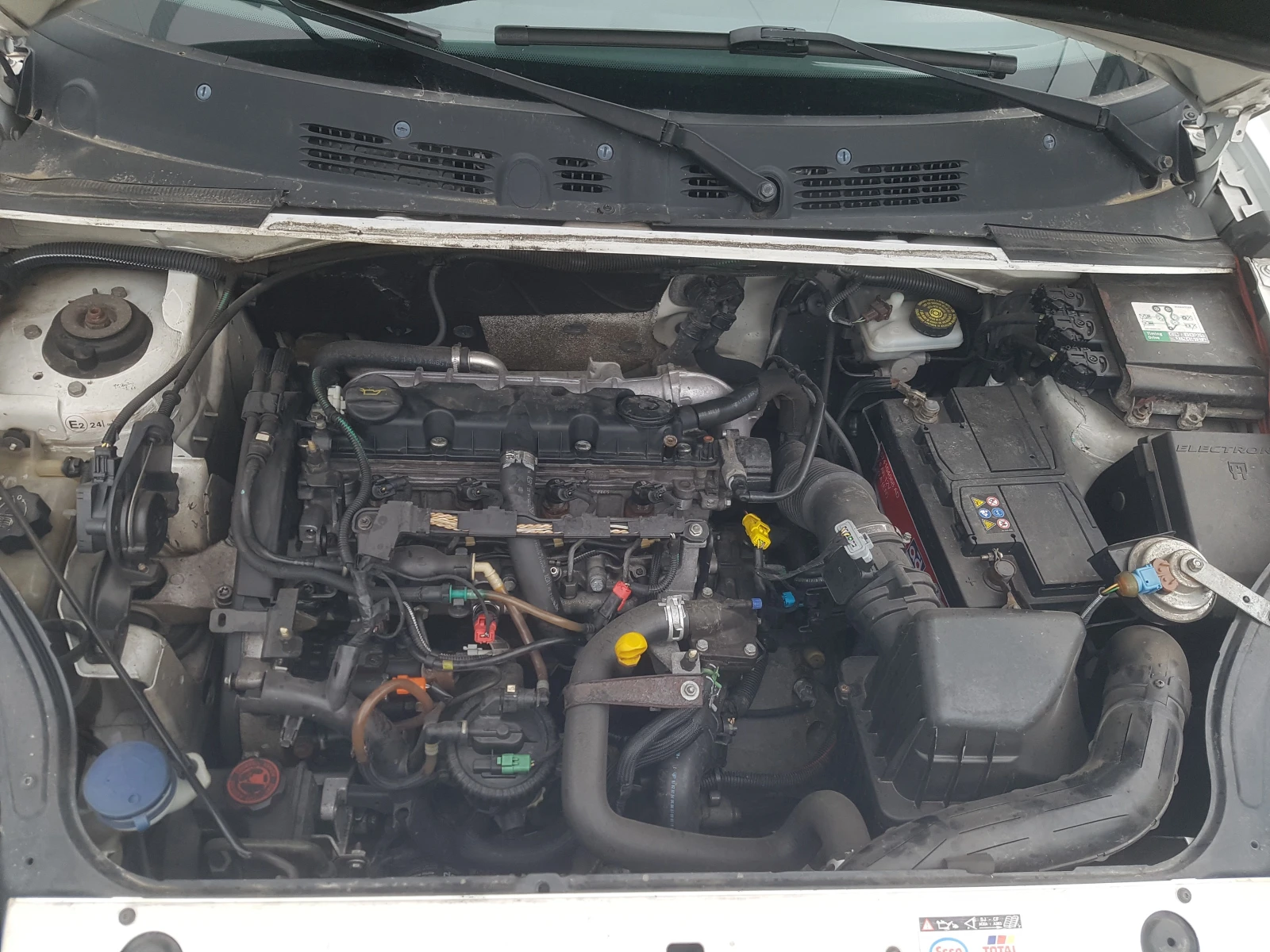 Peugeot Partner 2.0HDI, снимка 13 - Автомобили и джипове - 54482110