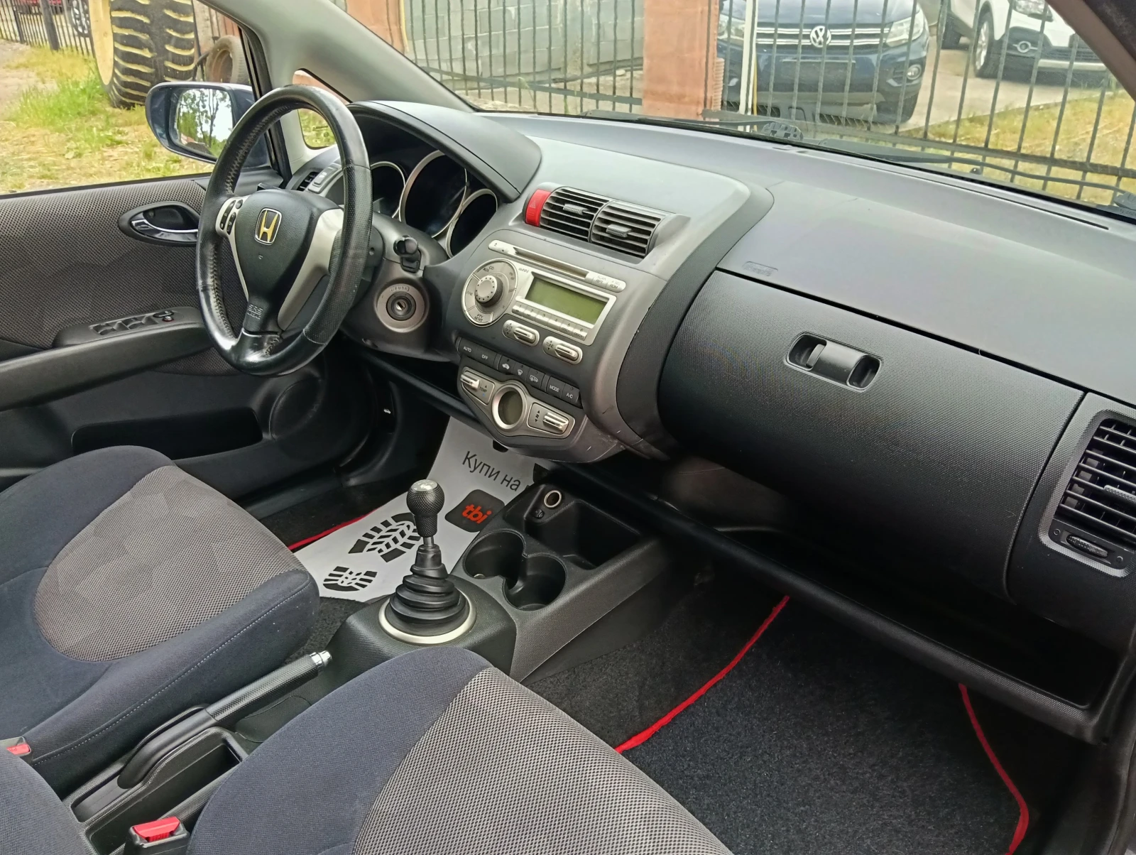 Honda Jazz 1.4i Газова уредба, снимка 11 - Автомобили и джипове - 54520856