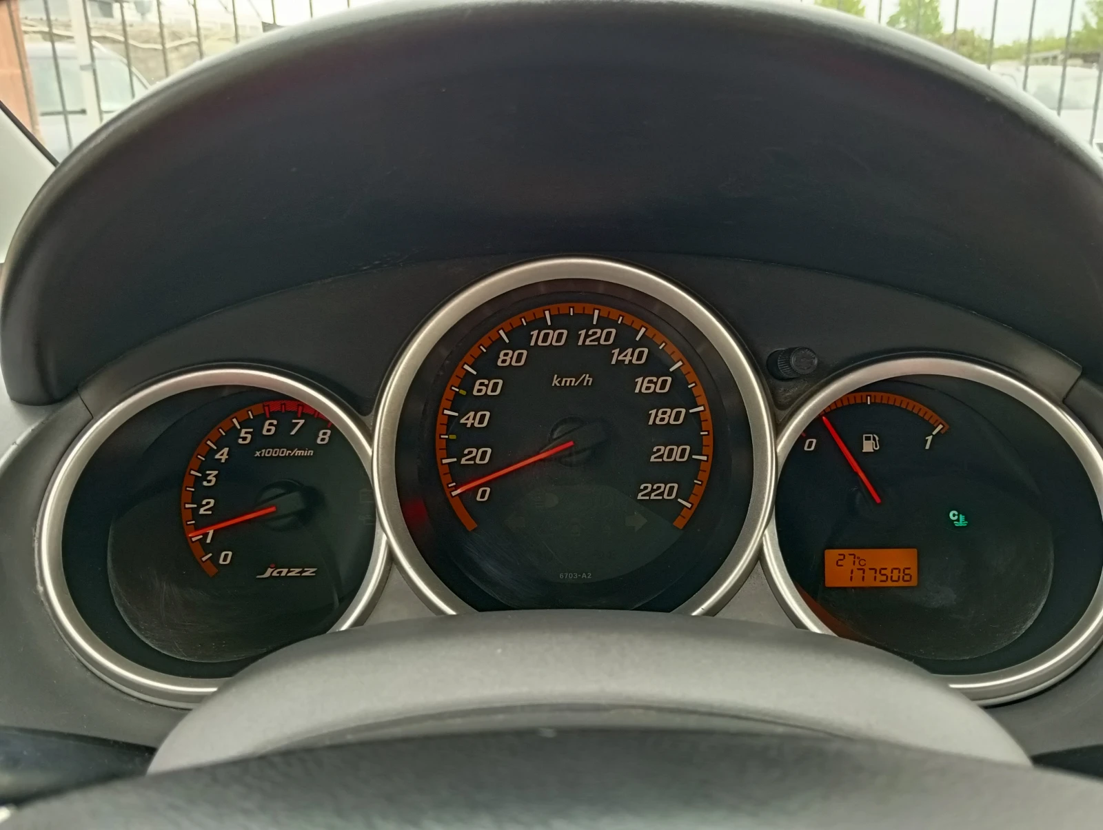 Honda Jazz 1.4i Газова уредба, снимка 13 - Автомобили и джипове - 54520856