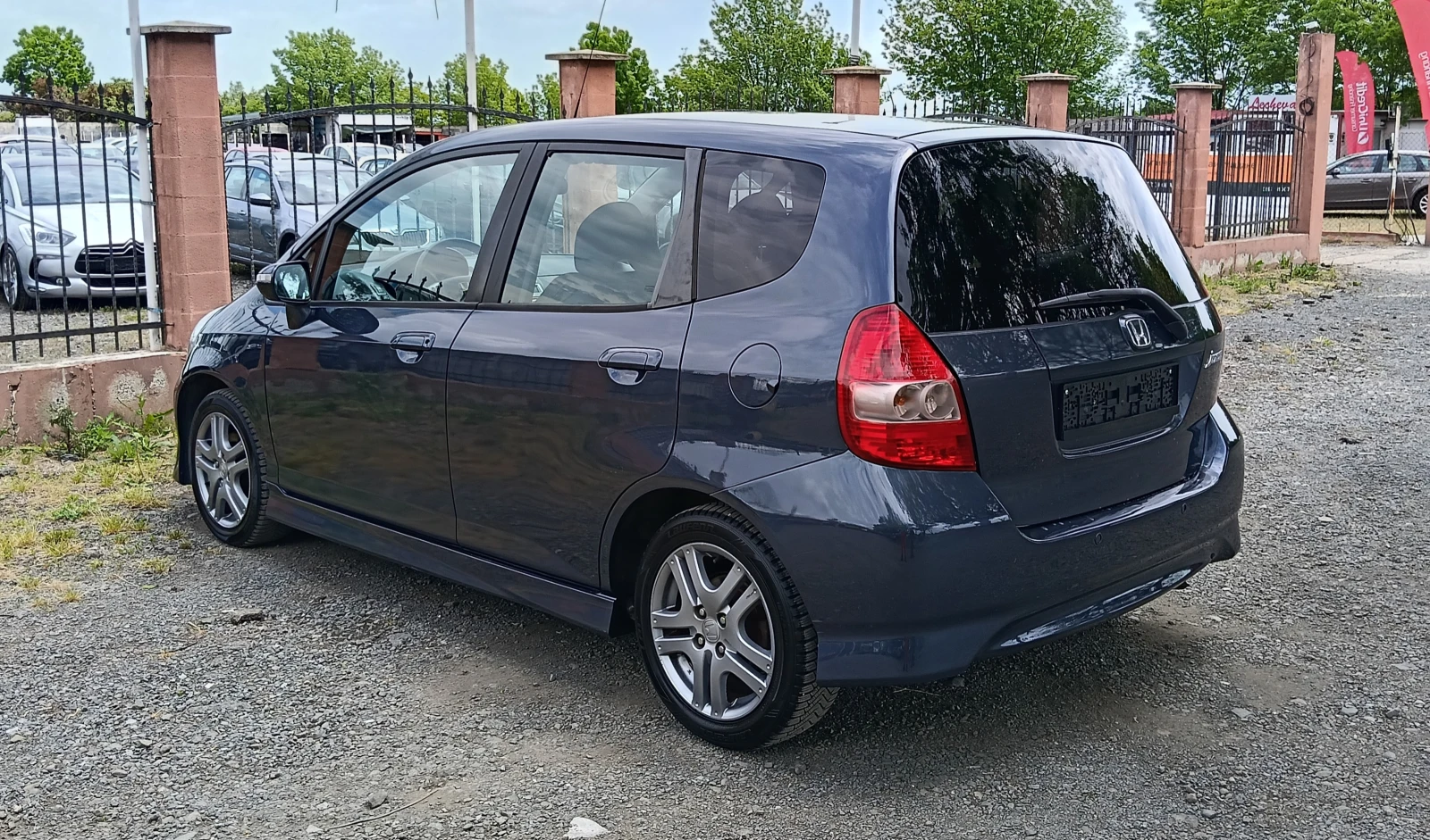 Honda Jazz 1.4i Газова уредба, снимка 6 - Автомобили и джипове - 54520856