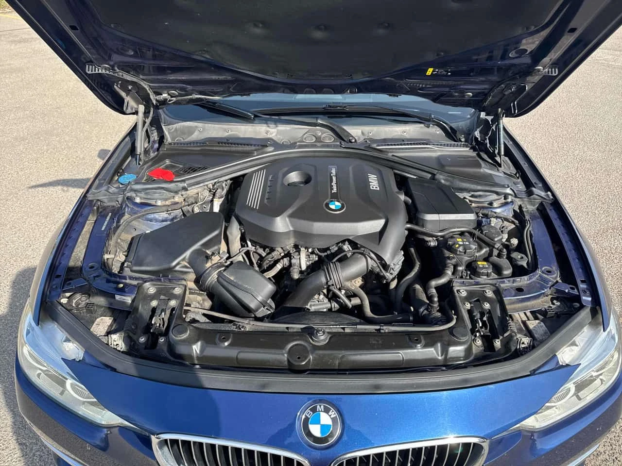 BMW 330 * 330i xDrive * CARFAX * ЦЕНА ДО БГ, снимка 12 - Автомобили и джипове - 54681767