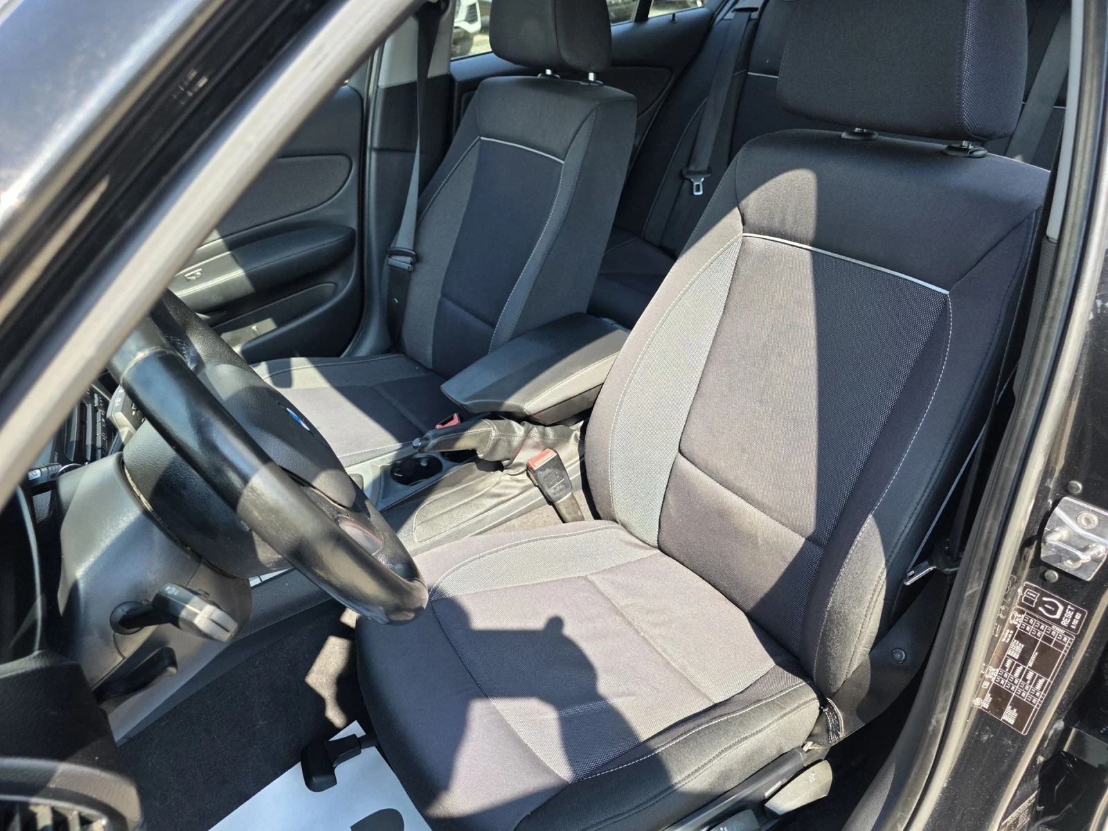 BMW 118 2.0D Euro5A Лизинг, снимка 12 - Автомобили и джипове - 55008195
