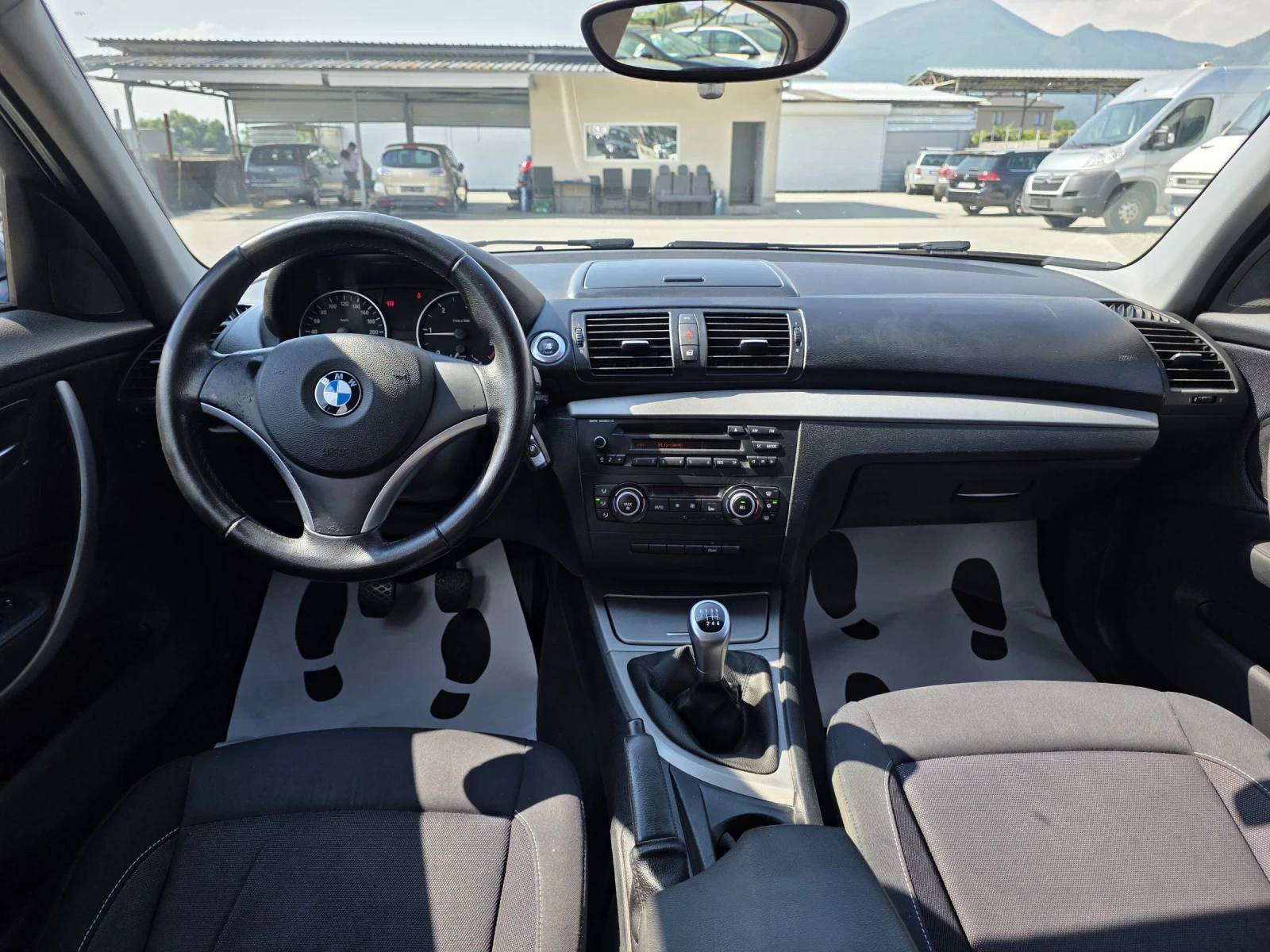BMW 118 2.0D Euro5A Лизинг, снимка 9 - Автомобили и джипове - 55008195