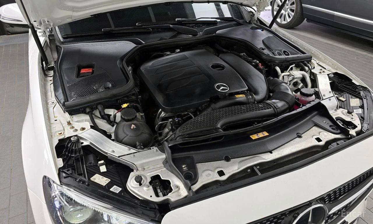 Mercedes-Benz E 350 AMG* LINE* 4MATIC* BURMESTER* ОБДУХВАНЕ* ДИСТРОНИК, снимка 17 - Автомобили и джипове - 55047063