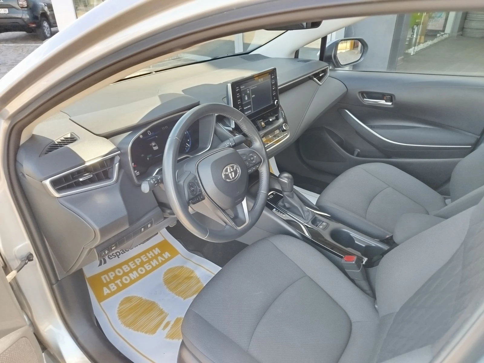 Toyota Corolla 1.8Hybrid/ 122к.с./ E-CVT, снимка 10 - Автомобили и джипове - 55186742