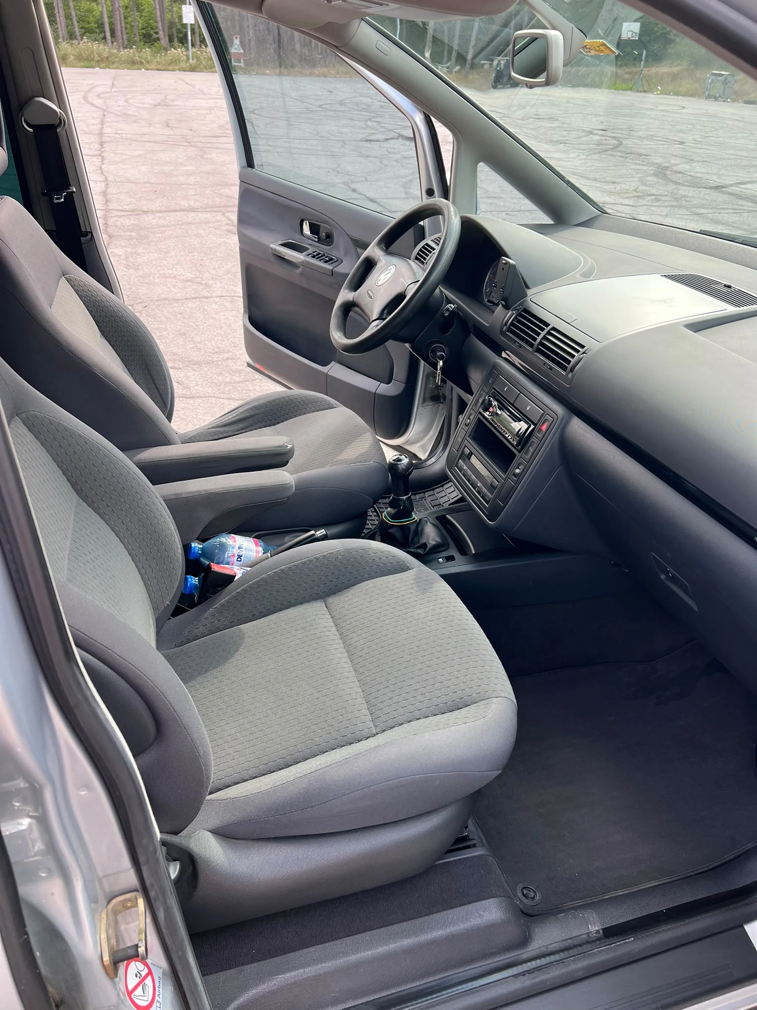 VW Sharan 1.9 TDI, 116К.С., КЛИМАТРОНИК, снимка 10 - Автомобили и джипове - 55472341