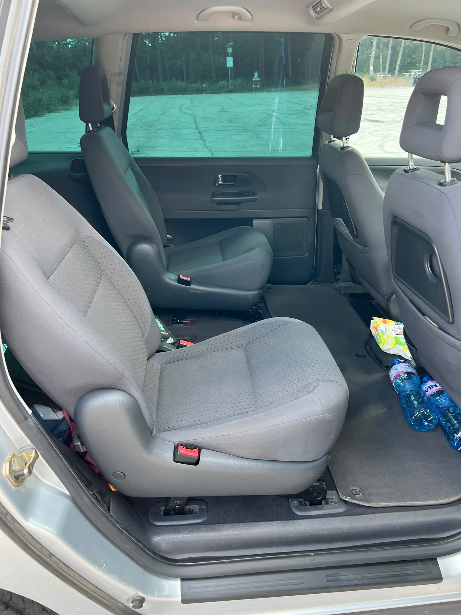 VW Sharan 1.9 TDI, 116К.С., КЛИМАТРОНИК, снимка 11 - Автомобили и джипове - 55472341