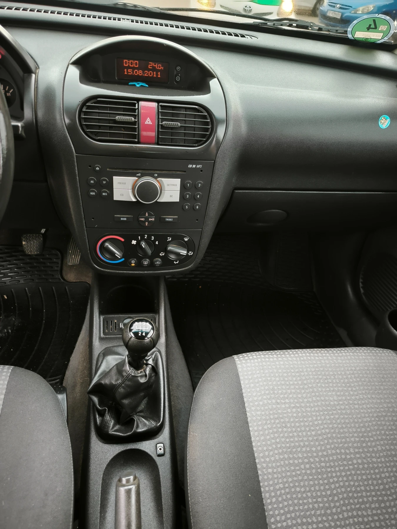 Opel Combo 1.4 90кс. Клима, снимка 5 - Автомобили и джипове - 55768726