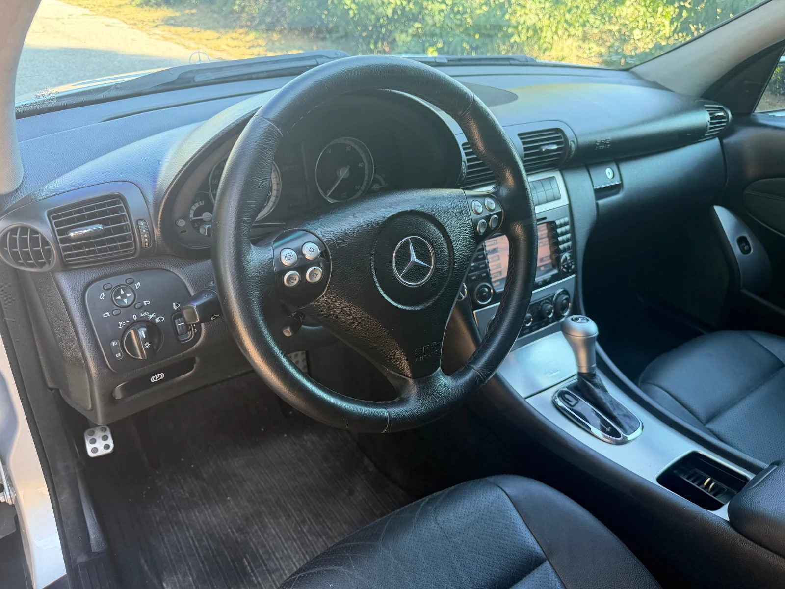 Mercedes-Benz C 220 Sport edition , снимка 8 - Автомобили и джипове - 56437609