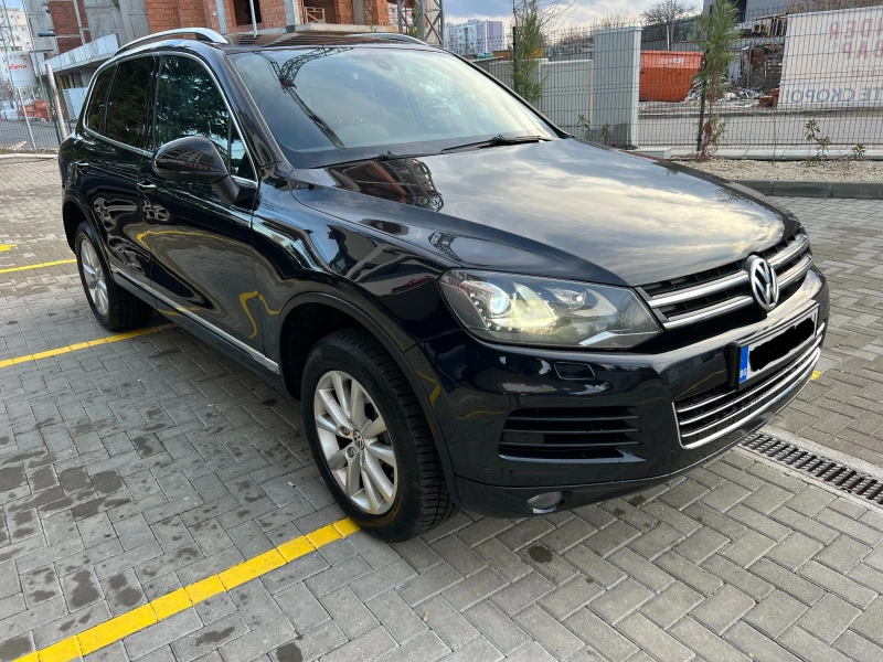 VW Touareg 3.0TDI КОПУВАН ОТ БГ МНОГО ДОБРО СЪСТОЯНИЕ, снимка 3 - Автомобили и джипове - 48446014