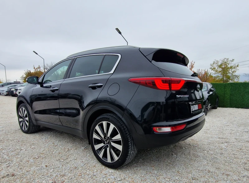Kia Sportage 1.7CRDI/PANORAMA/JBL/PODGREV/KAMERA/MAXX FULL, снимка 5 - Автомобили и джипове - 52355265