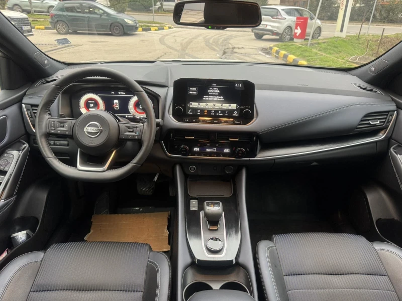 Nissan Qashqai 1.3DIG-T 2 WD TEKNA TWO TONE 73000km, снимка 8 - Автомобили и джипове - 52681738