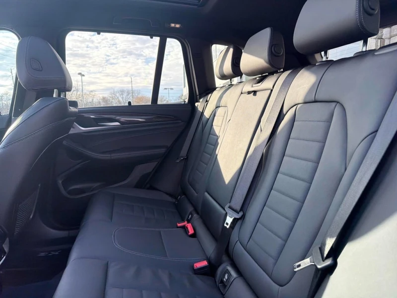 BMW X3 2022 xDrive30i * CARFAX * БЕЗ ПЪРВОНАЧАЛНА ВНОСКА, снимка 11 - Автомобили и джипове - 52940667