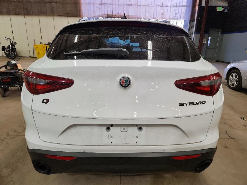 Alfa Romeo Stelvio 2l, снимка 6 - Автомобили и джипове - 53266603