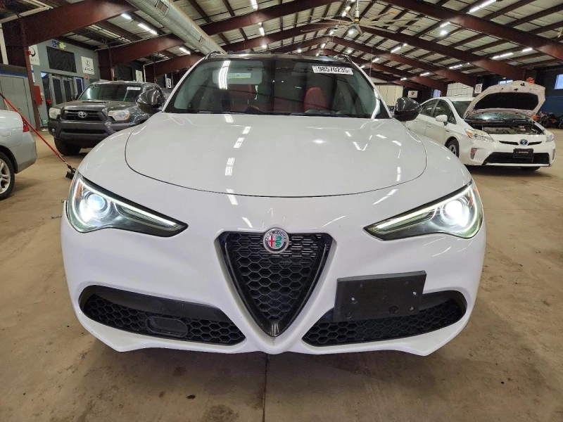 Alfa Romeo Stelvio 2l, снимка 5 - Автомобили и джипове - 53266603