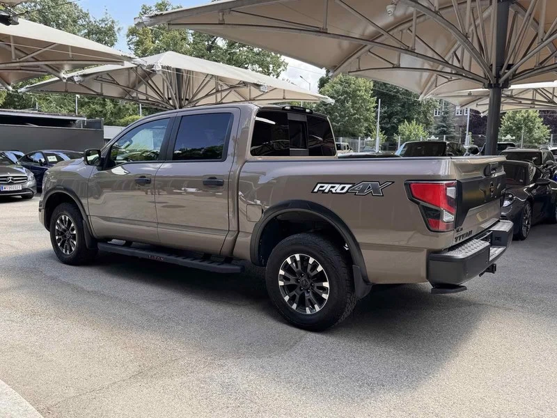 Nissan Titan crew cab PRO 4X - изображение 7