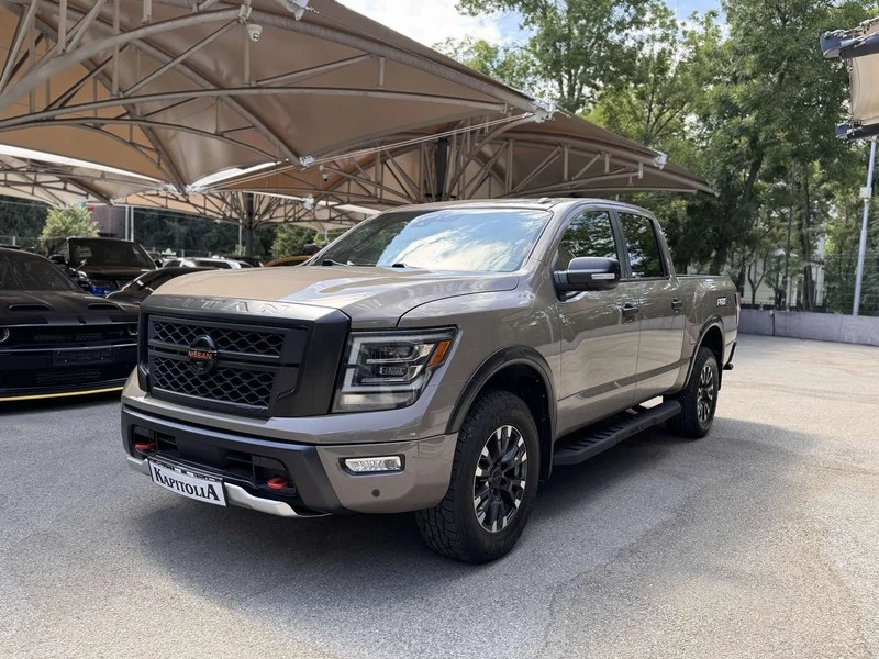 Nissan Titan crew cab PRO 4X - изображение 2
