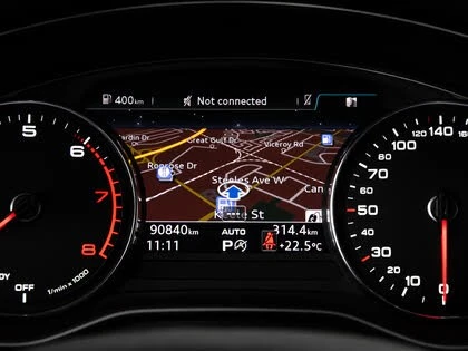 Audi Q5 quattro 45 TFSI* АвтоКредит* (Цена до БГ) , снимка 17 - Автомобили и джипове - 54190088