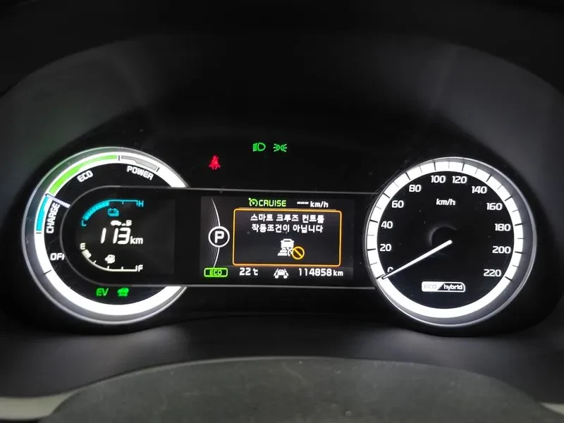 Kia Niro  Noblesse, снимка 8 - Автомобили и джипове - 56128238
