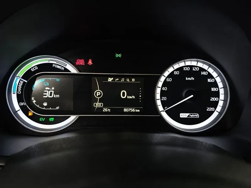 Kia Niro Prestige, снимка 7 - Автомобили и джипове - 56517475