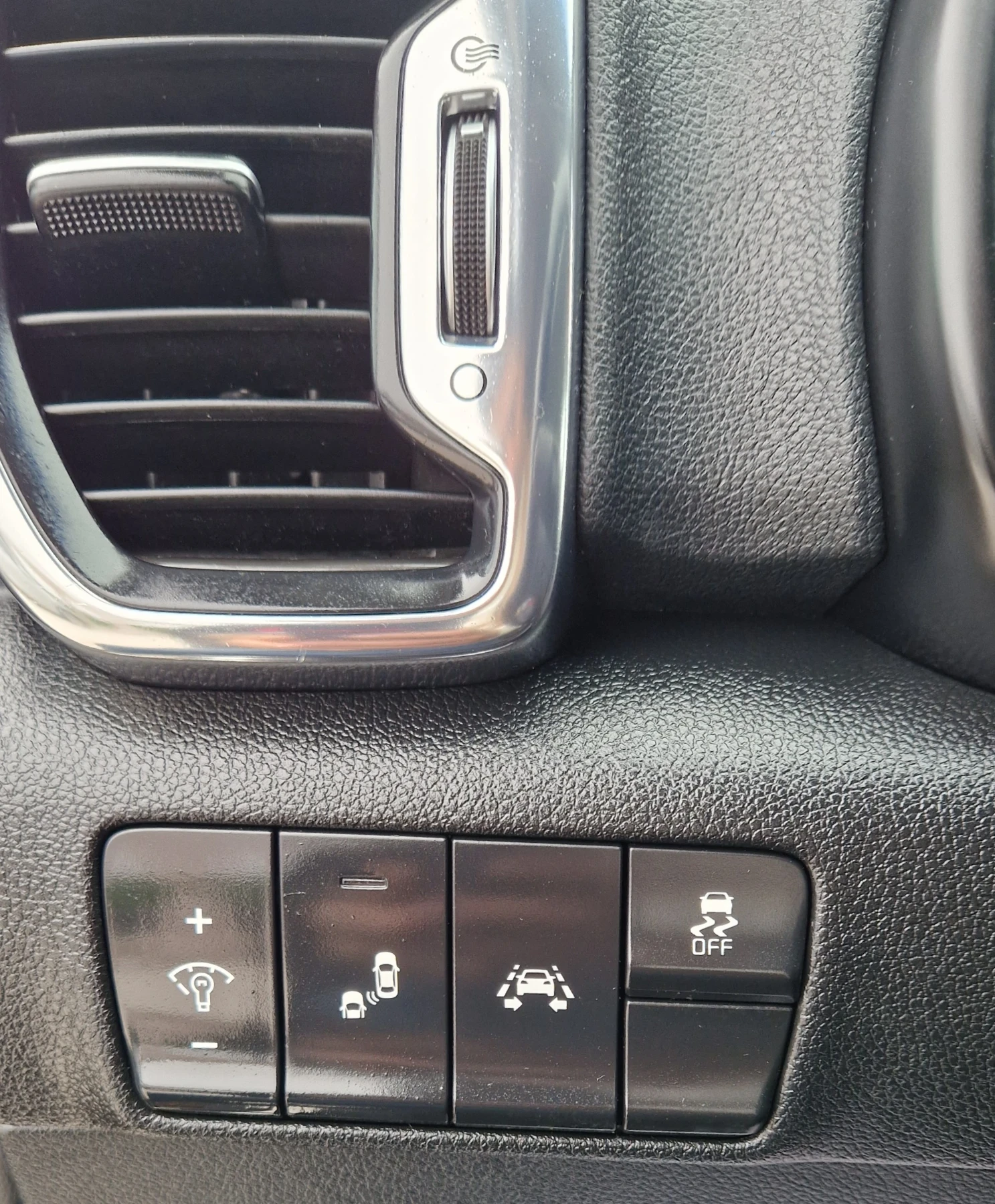 Kia Sportage 1.7CRDI/PANORAMA/JBL/PODGREV/KAMERA/MAXX FULL | Mobile.bg   17