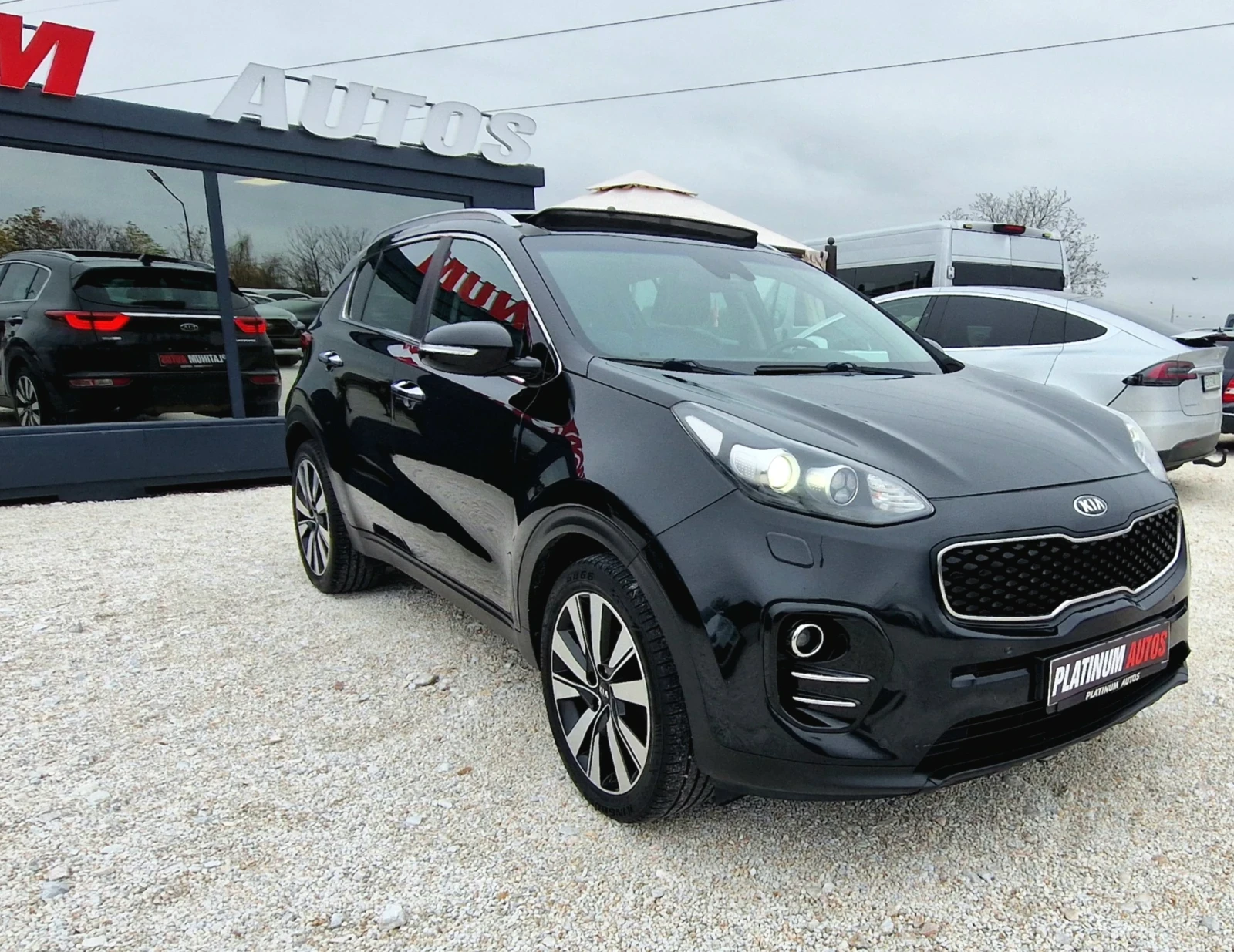 Kia Sportage 1.7CRDI/PANORAMA/JBL/PODGREV/KAMERA/MAXX FULL - изображение 2