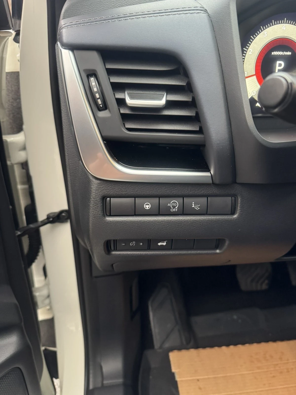 Nissan Qashqai 1.3DIG-T 2 WD TEKNA TWO TONE 73000km | Mobile.bg � ����������� 13