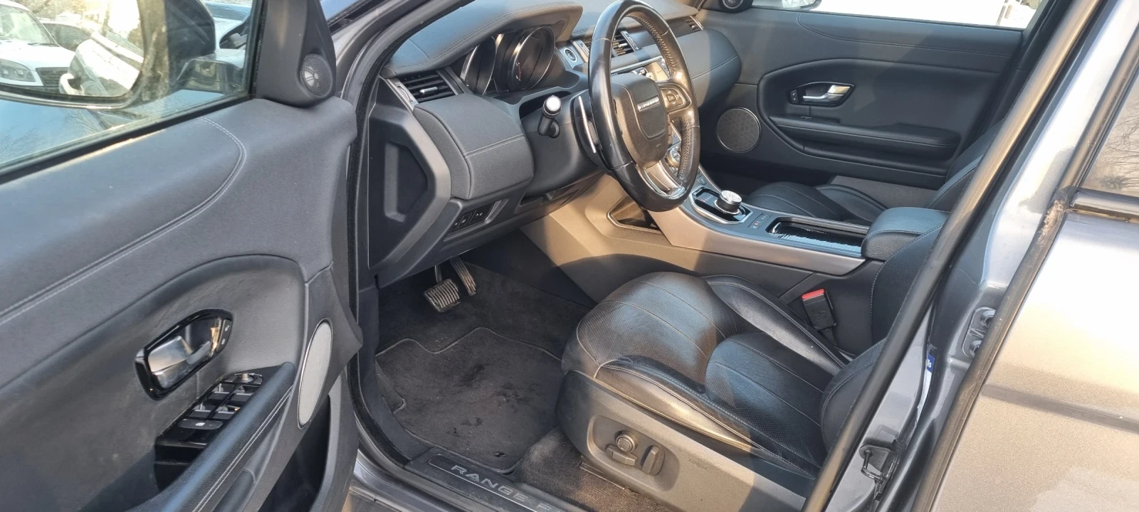 Land Rover Evoque  - изображение 7