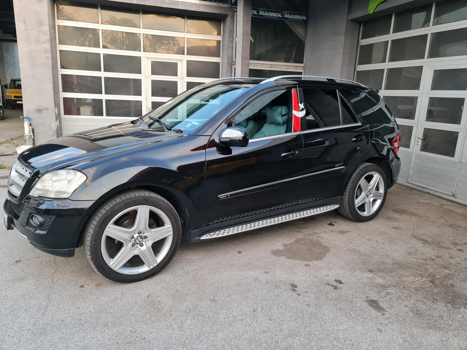 Mercedes-Benz ML 320, снимка 3 - Автомобили и джипове - 54220286