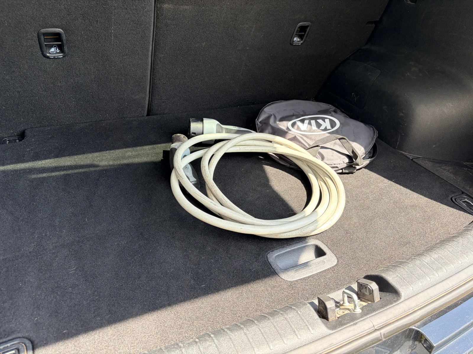 Kia Niro PREMIUM!!! 64kw 204kc TERMOPOMPA 100% SOH FUL!!!, снимка 15 - Автомобили и джипове - 54355823