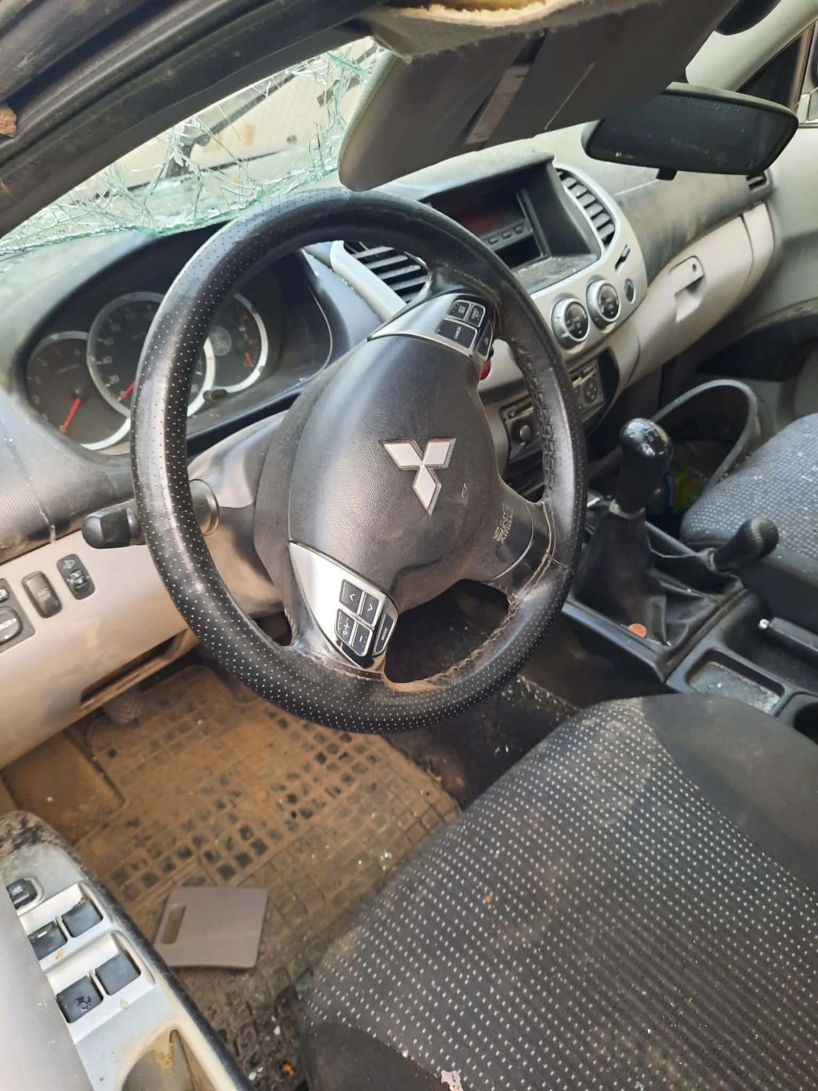 Mitsubishi L200 | Mobile.bg � ����������� 6