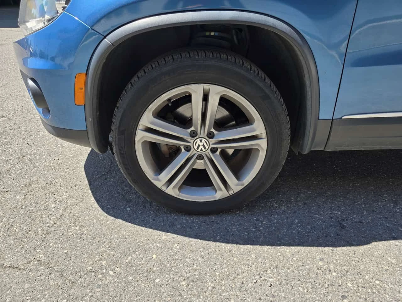 VW Tiguan * Highline * CARFAX * БЕЗ ПЪРВОНАЧАЛНА ВНОСКА, снимка 7 - Автомобили и джипове - 54993255
