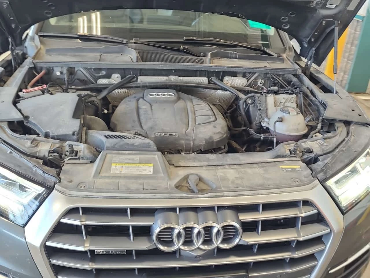 Audi Q5 * PRESTIGE * CARFAX * ОПЦИЯ ЗА ФИНАНСИРАНЕ, снимка 17 - Автомобили и джипове - 55547273
