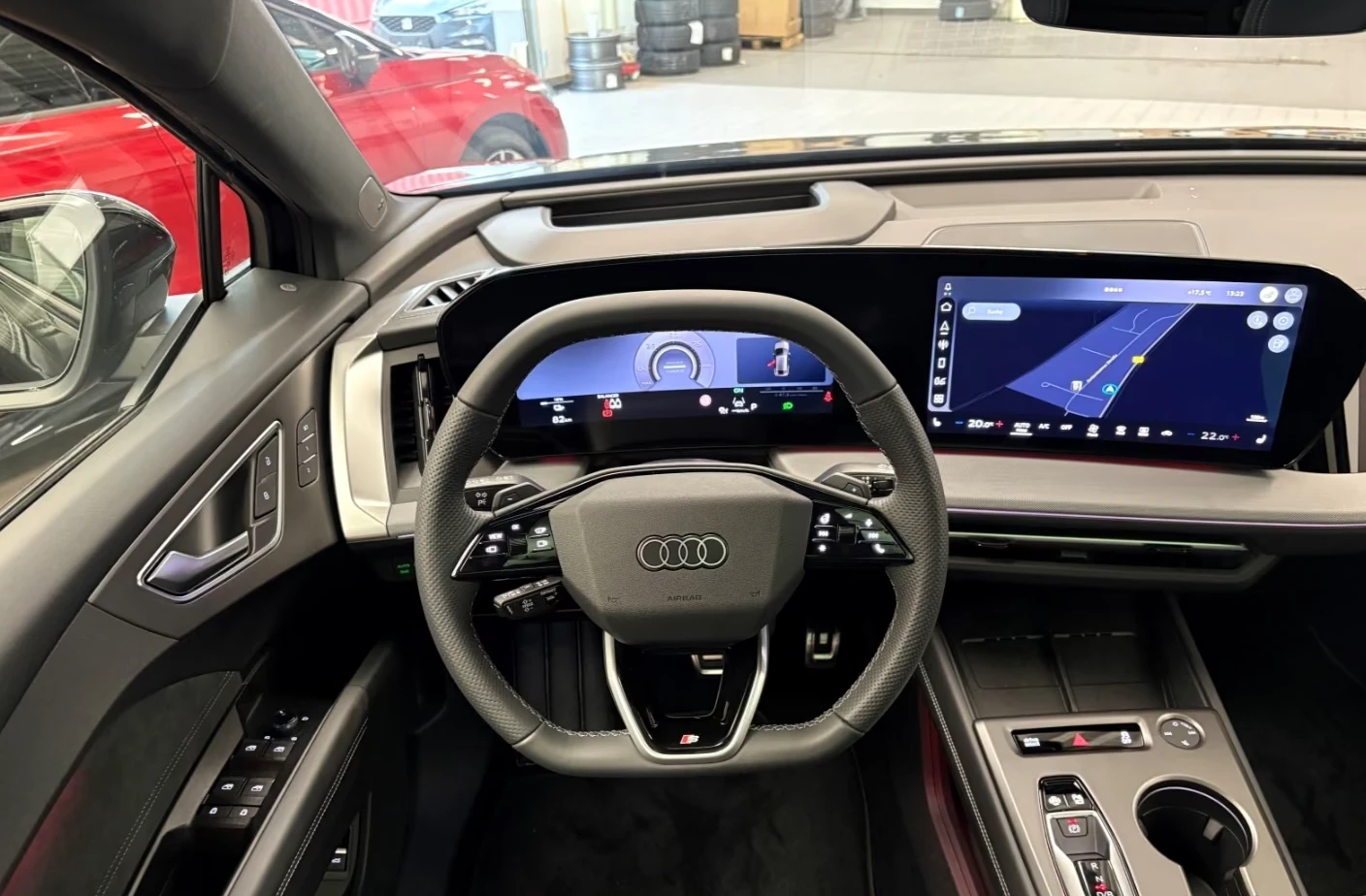 Audi Q4 E-TRON* SPORTBACK* 82KW* S-LINE* PANO* 360* SONOS*, снимка 7 - Автомобили и джипове - 55845316